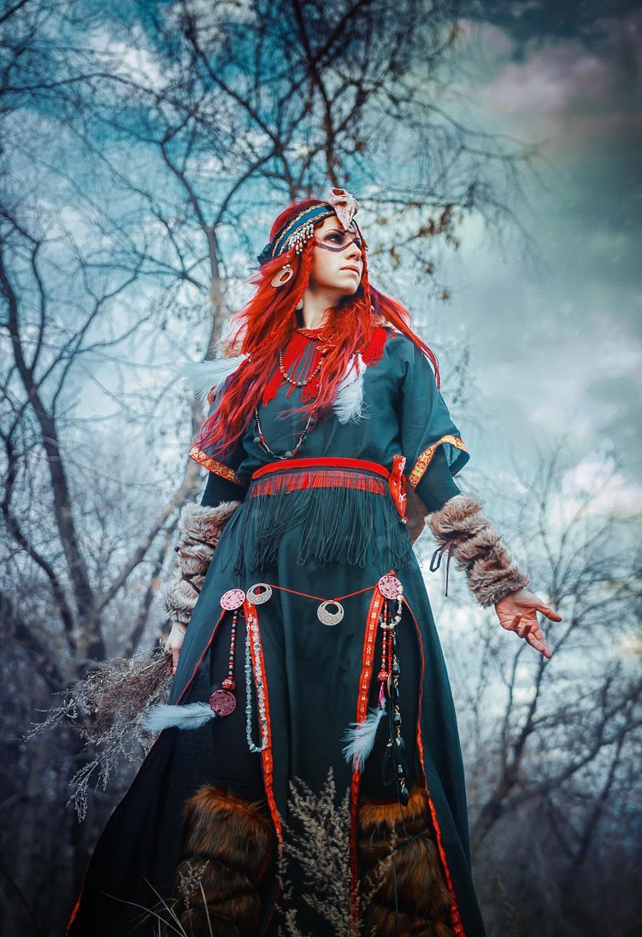 Take a pause and enjoy Girls in Slavic costumes — streaming from City